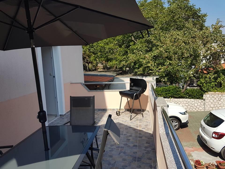 Apartmani Pod Nehajem เซนญ์ ภายนอก รูปภาพ